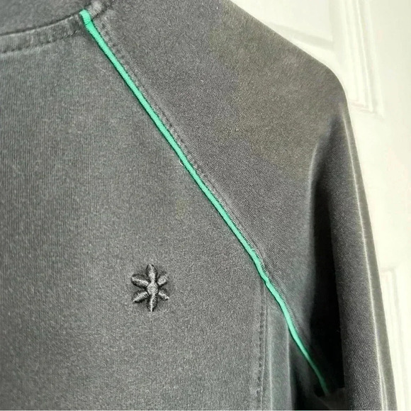 Old  Navy Sweatshirt Zippered Black & Green Size Extra Small - Picture 6 of 16